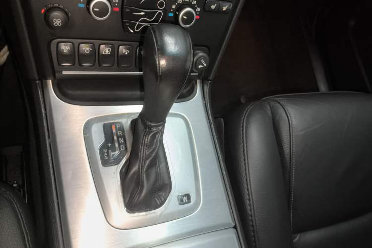 Used Volvo XC Classic 2014 T5 Luxury Edition
