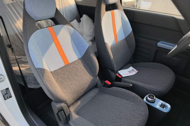 Used Geely Galaxy Panda 2024 Panda Mini 200km Endurance Bear