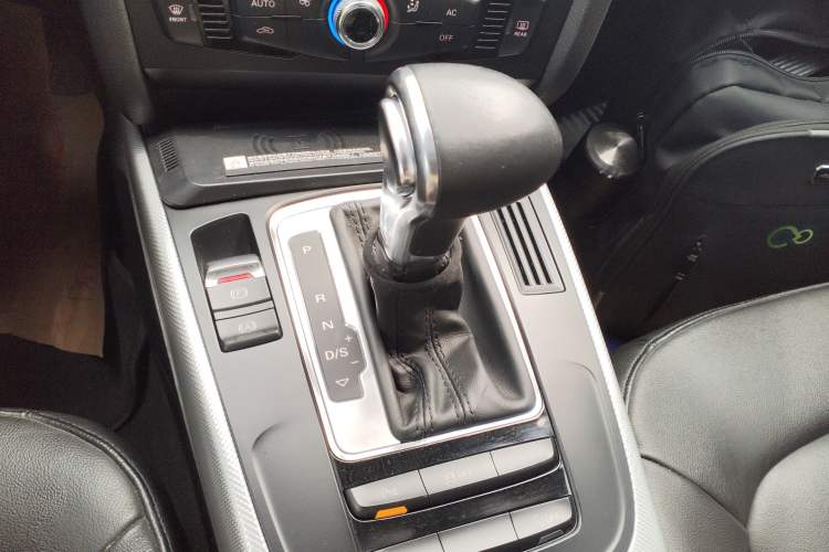 Used Audi A4L 2013 35 TFSI Automatic Standard Model
