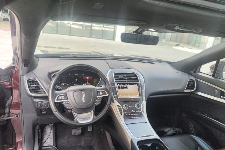 Used Lincoln Nautilus 2019 2.0T Two-Wheel Drive Luxury Edition China VI Standard

