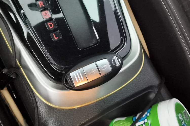 Used Nissan Tiida 2019 1.6L CVT Smart Enjoyment Version China VI Standard
