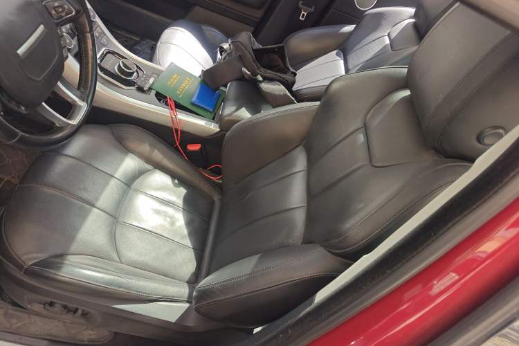 Used Land Rover Range Evoque 2017 2.0T SE Smart Glow Edition
