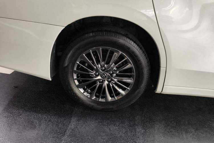 Used Toyota Alphard 2021 Dual-Engine 2.5L Luxury Edition