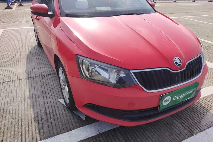 Used Skoda Fabia 2017 1.4L Automatic Car Enjoy Edition Right Front Headlight