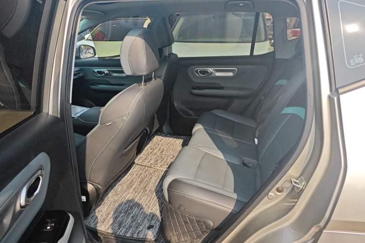 Used AION Y 2022 Plus 70 Smart Edition Left Rear Seat