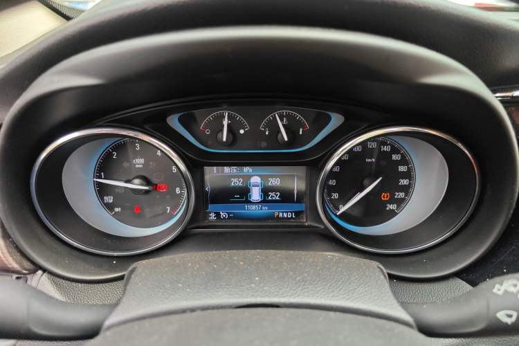 Used Buick Envision 2017 20T Two-Wheel Drive Luxury Model
