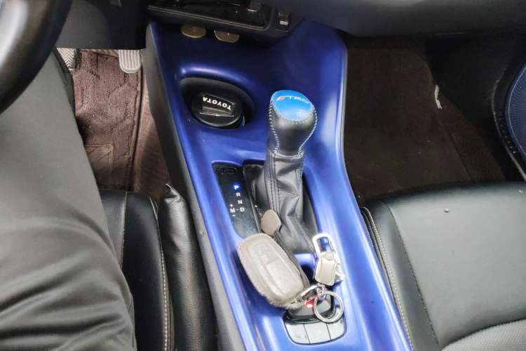 Used Toyota C-HR 2018 2.0L Leading with Sunroof China VI Standard
