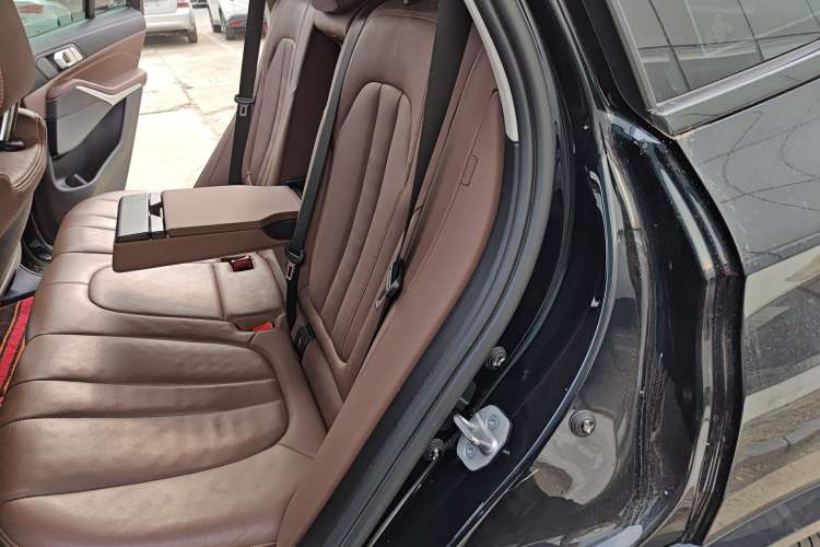 Used BMW X5 2022 xDrive40i M Sport Package
