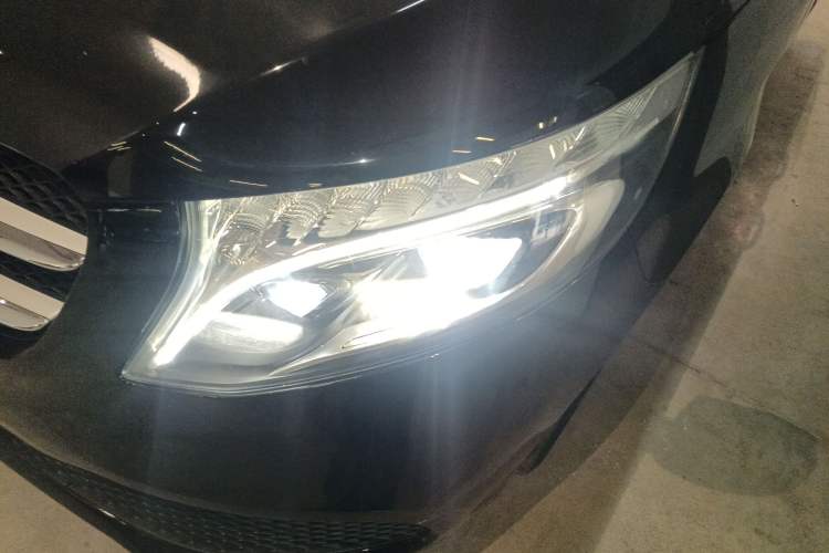 Used Mercedes-Benz V-Class 2020 V 260 Avantgarde Edition