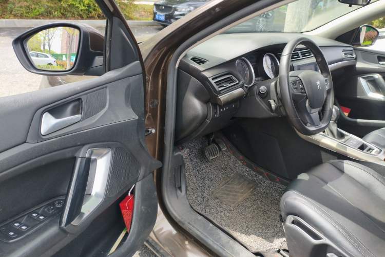 Used Peugeot 408 2014 1.8L Automatic Luxury Edition Driver Seat