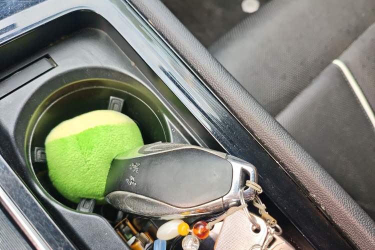 Used Hongqi H6 2023 2.0T ZhiShang Version