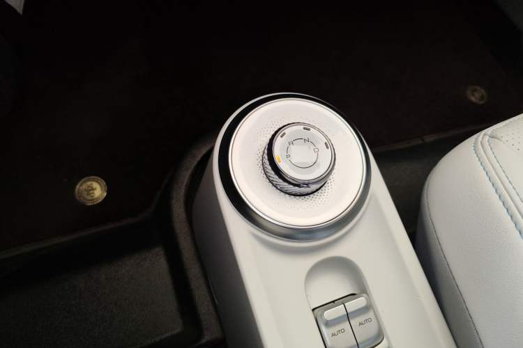 Used Wuling Air ev 2023 - Four Seats - Advanced Edition
