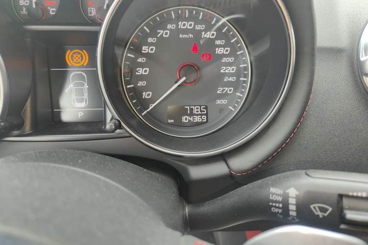 Used Audi TTS 2011 TTS Coupe 2.0TFSI quattro Odometer Close Up