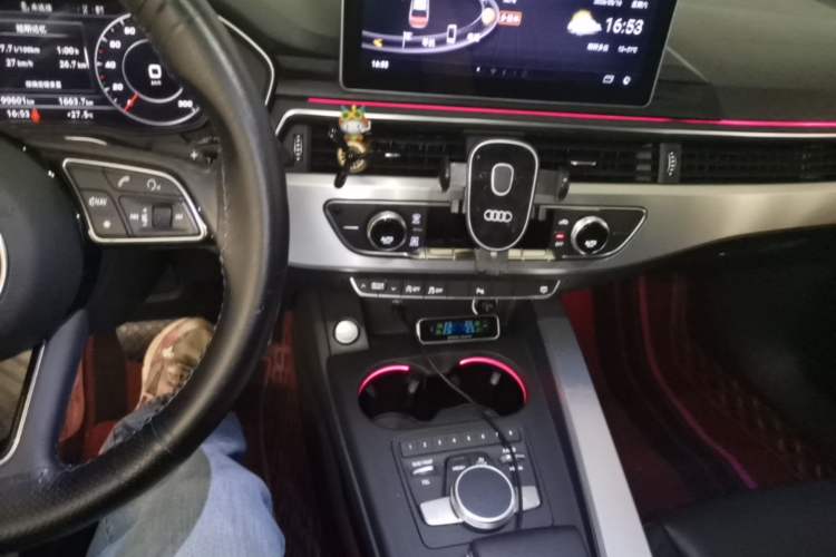 Used Audi A4L 2018 30th Anniversary Edition 40 TFSI Fashion Model