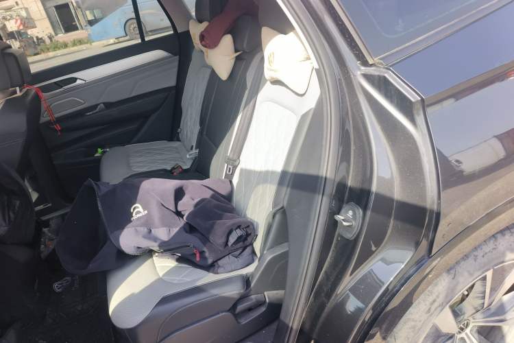 Used Volkswagen Tavendor 2023 380TSI All-Wheel Drive R-Line Journey Edition