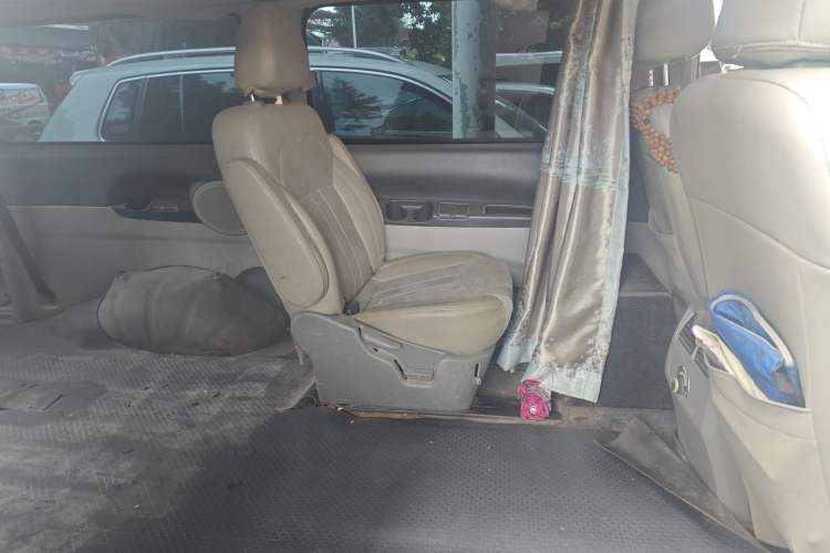 Used FORTHING Lingzhi 2016 M5 2.0L 7-seat Long-wheelbase Comfort Version