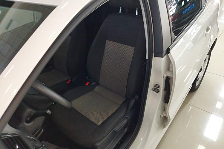 Used Volkswagen Polo 2016 1.4L Automatic Trendy Model
