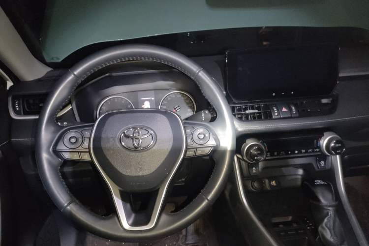 Used Toyota Wildlander 2023 2.0L CVT Two-Wheel Drive Urban Edition Steering Wheel