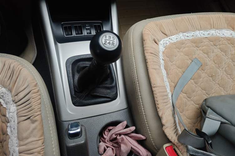 Used Hyundai Elantra 2011 1.6L Manual Comfort Version