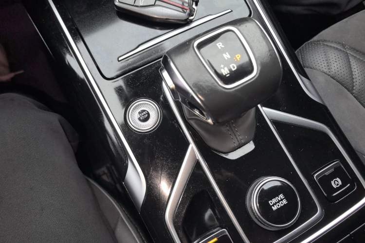 Used Hongqi HS5 2022 Revised Version 2.0T Smart Connect Flagship Edition