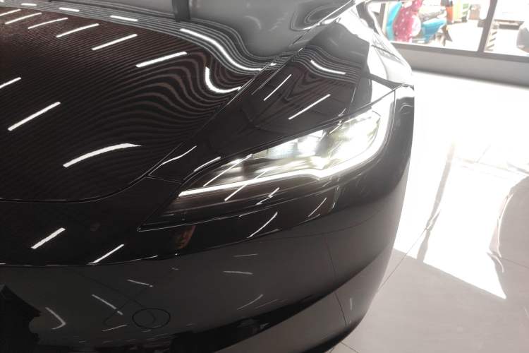 Used Tesla Model 3 2023 Rear-Wheel-Drive Version