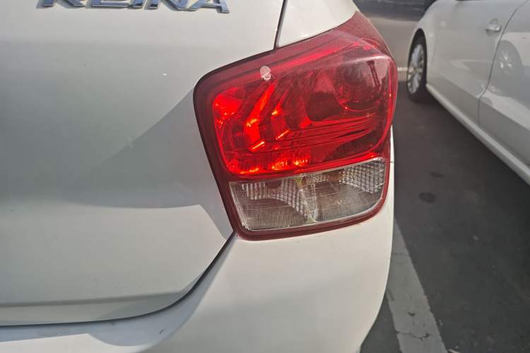 Used Hyundai Verna (older generation) 2017 1.4L Manual Refreshed Version China VI Standard Exterior 3