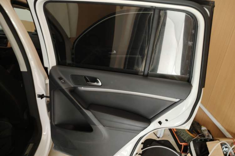 Used Volkswagen Tiguan L 2015 1.8TSI Automatic Two-Wheel Drive Luxury Model