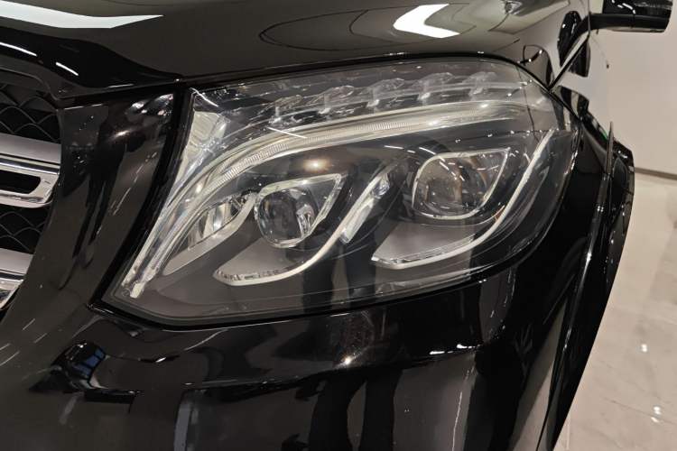 Used Mercedes-Benz GLS 2016 GLS 500 4MATIC
