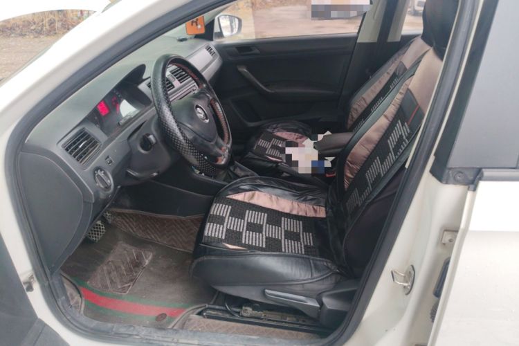 Used Volkswagen Santana 2016 1.6L Automatic Fashion Edition Left Front Seat