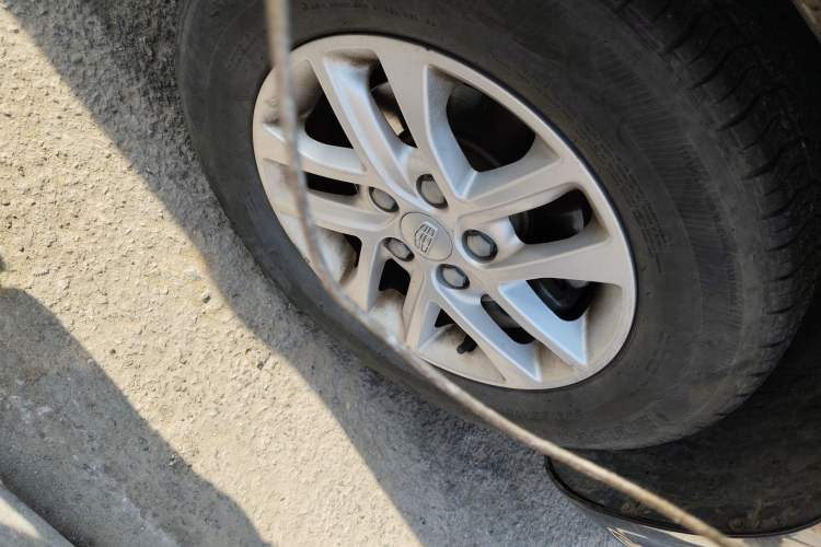 Used Geely Auto Emgrand 2017 Sedan Million Edition 1.5L Manual Luxury Model