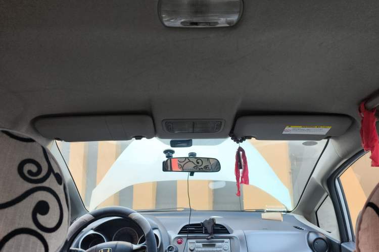 Used Honda Fit 2008 1.3L manual comfort version
