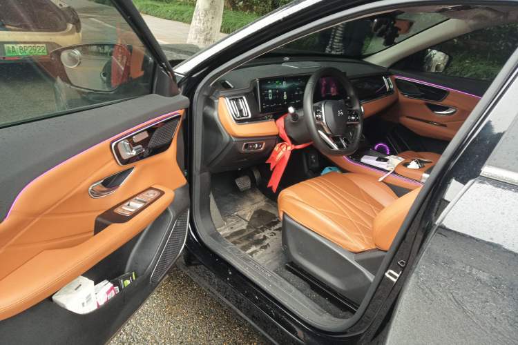 Used JETOUR Shanhai Shanhai L7 2024 1.5T 120km MAX 5-Seater
