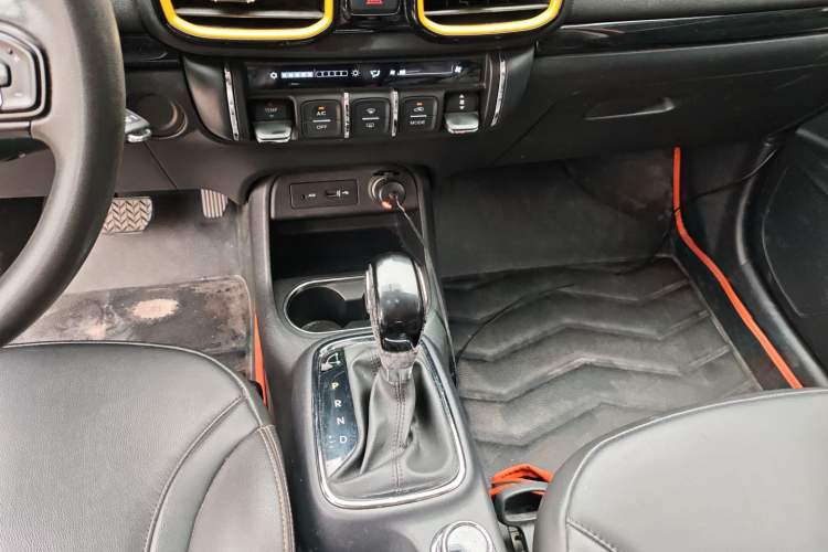 Used Dongfeng Aeolus AX4 2017 1.6L DCT Trendy Style
