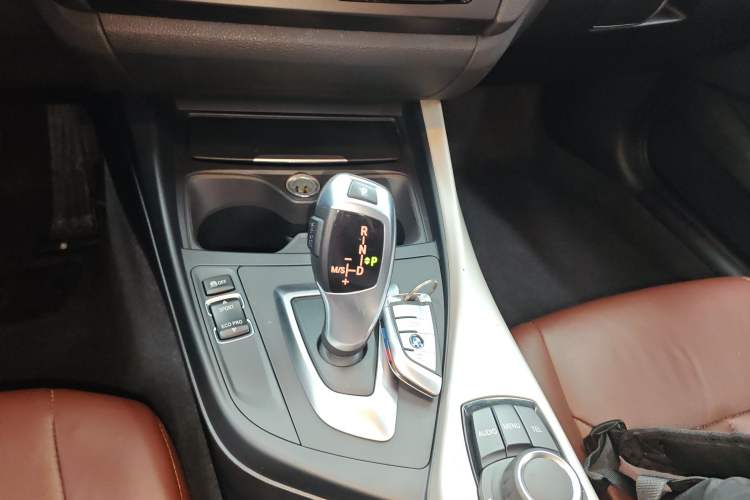 Used BMW 1 Series 2013 Facelifted 118i Leading Edition