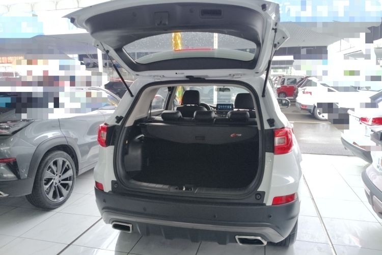 Used CHANGAN CS75 2019 280T Manual Million Edition China VI Trunk