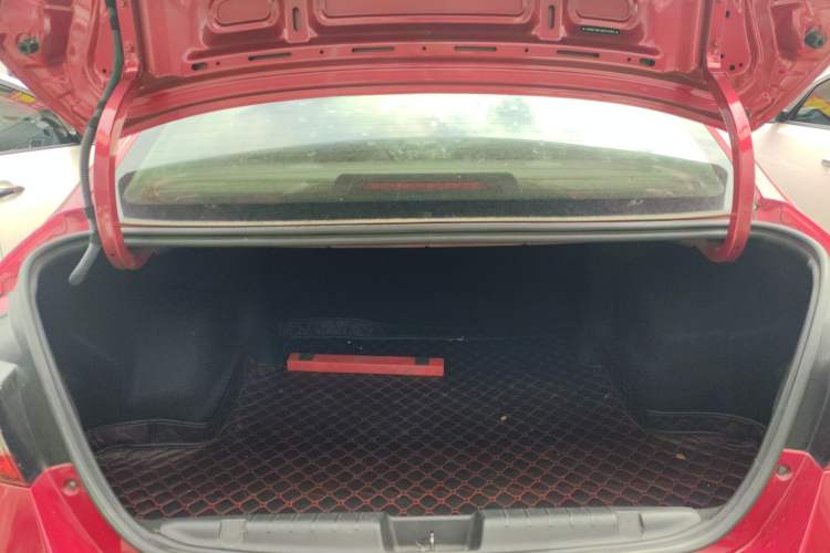 Used Chery Arrizo 5 2018 1.5L Manual Tribute to Youth Edition