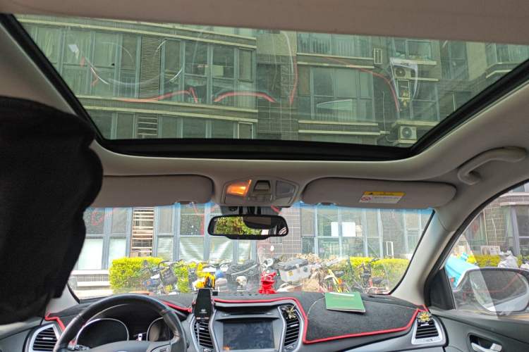 Used Hyundai Santa Fe 2017 2.0T Automatic All-Wheel Drive Smart 7-Seater Headliner