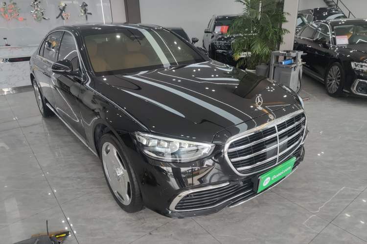 Used Mercedes-Benz S-Class 2024 Restyled S 400 L Business Version Exterior 1