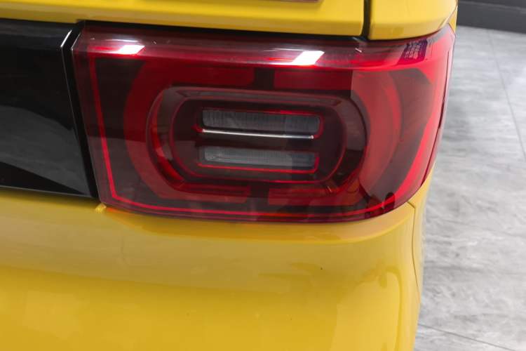 Used Wuling Hongguang MINIEV 2022 Easy Version Lithium-NMC