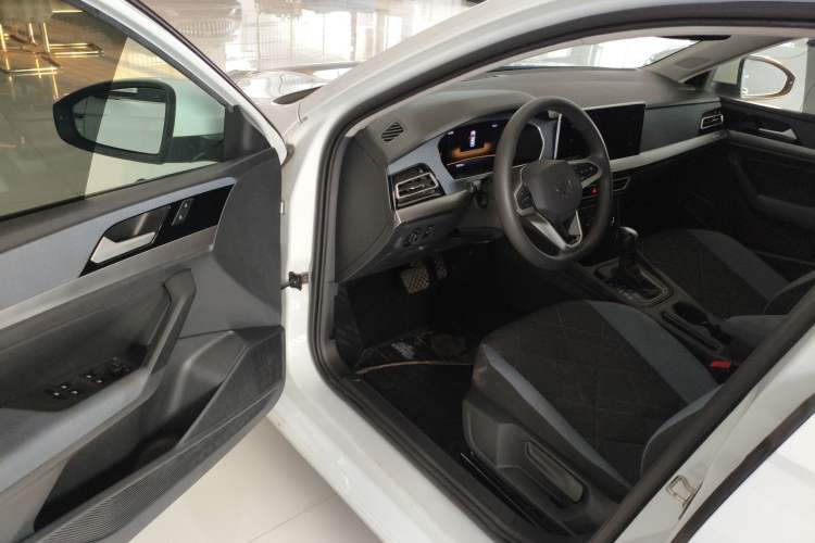 Used Volkswagen Lavida 2023 Revised 1.5L Automatic DeYi Edition
