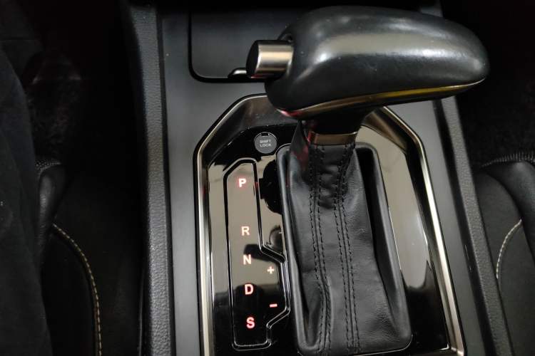 Used Hongqi H7 2018 1.8T Comfort Edition