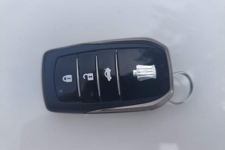 Used Toyota Crown 2010 4.3L Royal Saloon VIP
