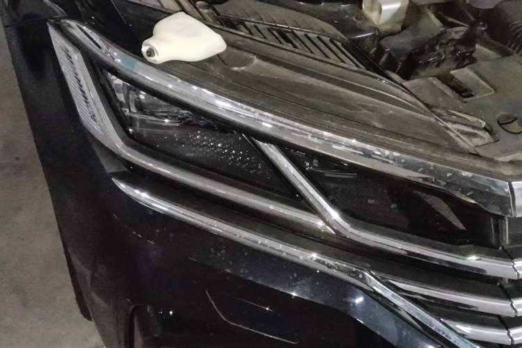 Used Volkswagen Touareg 2021 3.0 TSI Prestige Edition Classic Sport Package Right Front Headlight