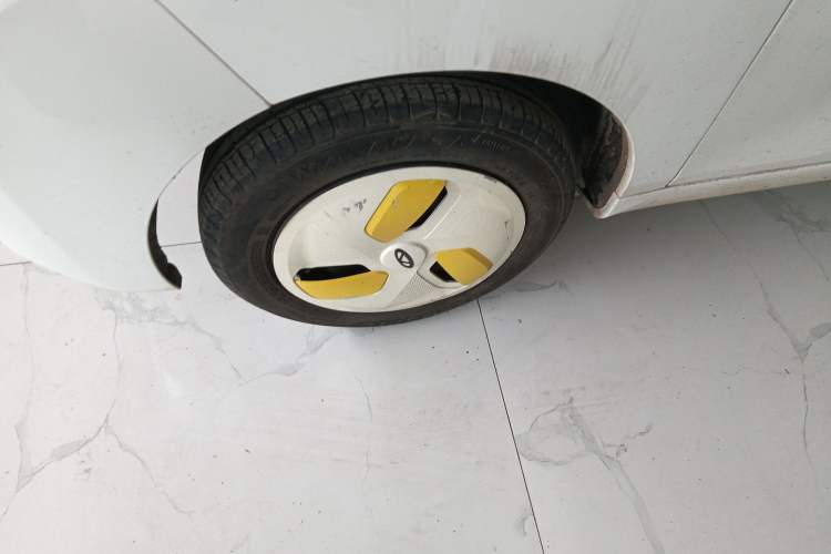 Used Chery QQ QQ Ice Cream 2022 120km Conical Shape Lithium Iron Phosphate
