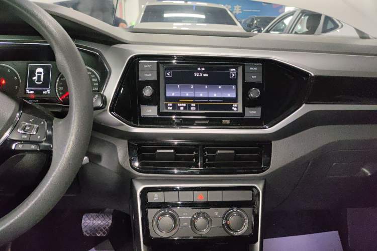 Used Volkswagen T-Cross 2019 1.5L Automatic Comfort Edition Audio And AC Panel