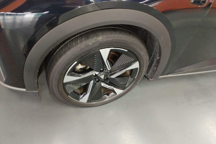 Used Deepal S07 2023 200Max Range-Extended Version Exterior 4