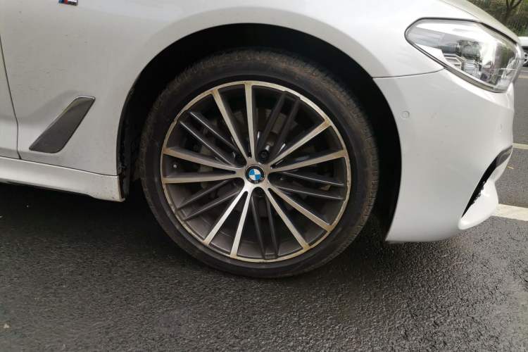 Used BMW 5 Series 2020 530Li Luxury Edition M Sport Package