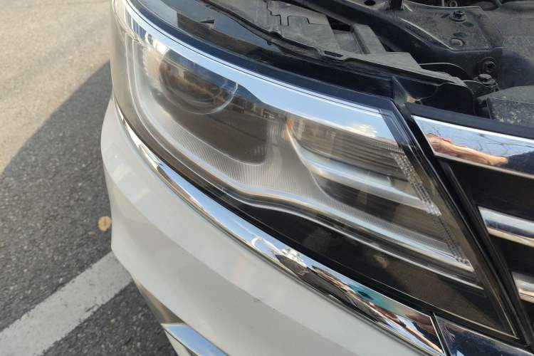 Used Roewe i6 2020 PLUS 1.6L CVT 4G Connected Glory Flagship Edition