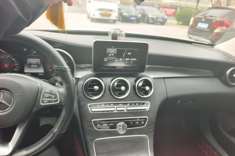 Used Mercedes-Benz C-Class 2016 C 200 L Sport Edition Audio And AC Panel