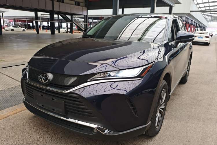 Used Toyota Harrier 2023 2.0L CVT Two-Wheel Drive Entry Version